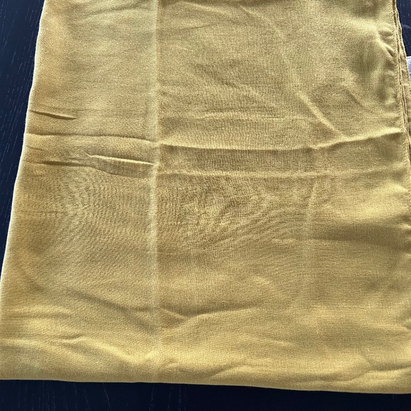 Scarf New without tags - Picture 1 of 4